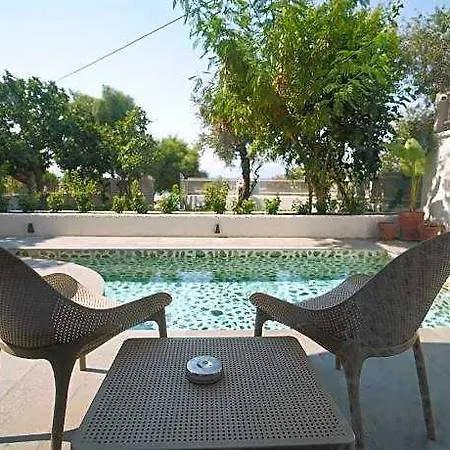 Otel Icon Cedit